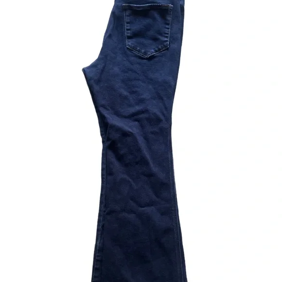 LL Bean Deep Indigo Signature Stretch High Rise Flare Leg Classic Women's Jeans - Picture 9 of 10